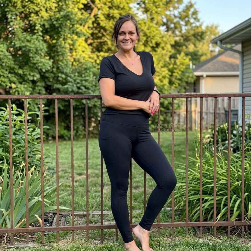 Anchored Arrows ClassicComfort Full Length Leggings l With Pocket l Pre-Order