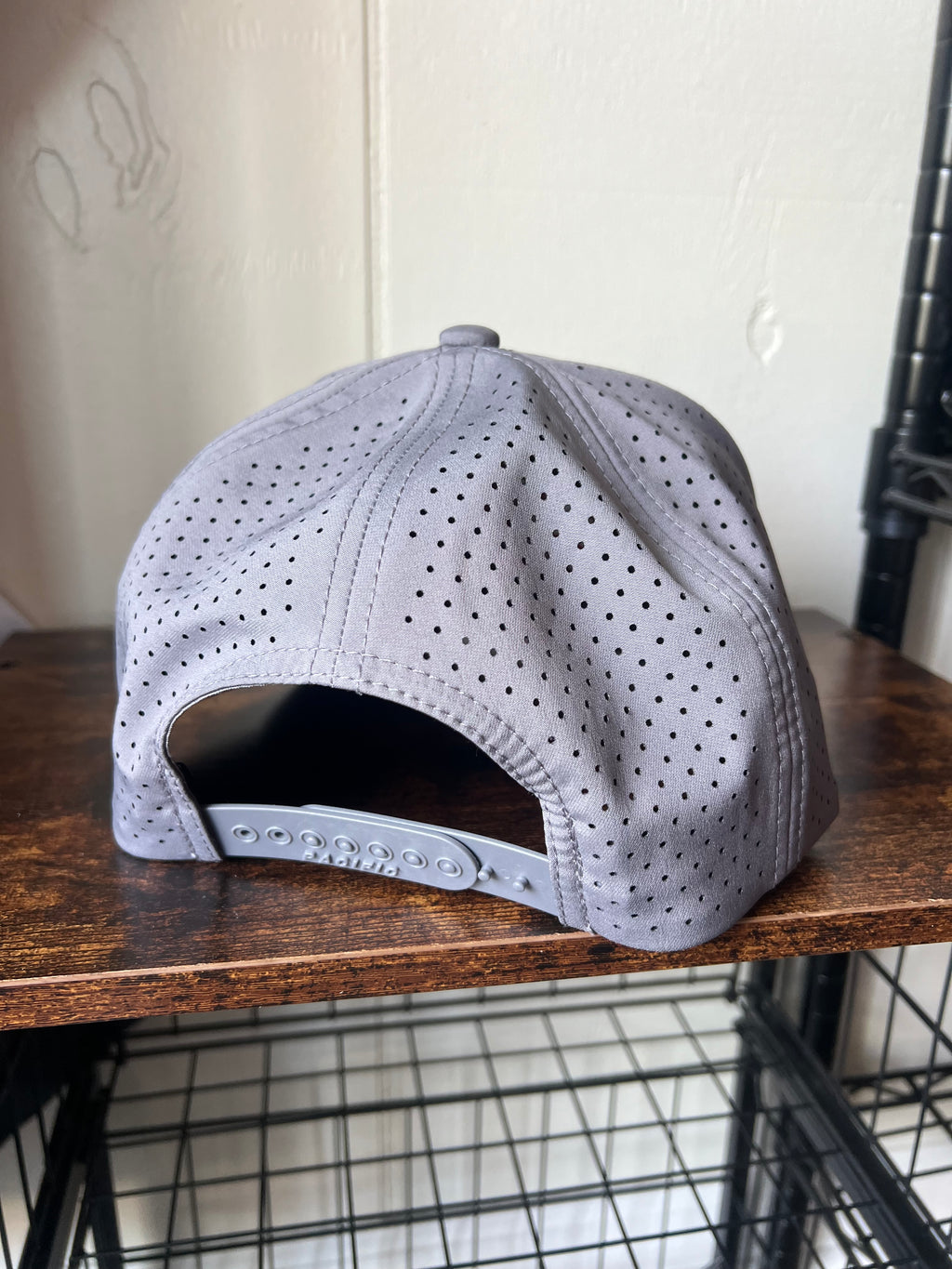 Arrowhead 3D Embroidered Weekender Perforated Snapback Cap-Grey